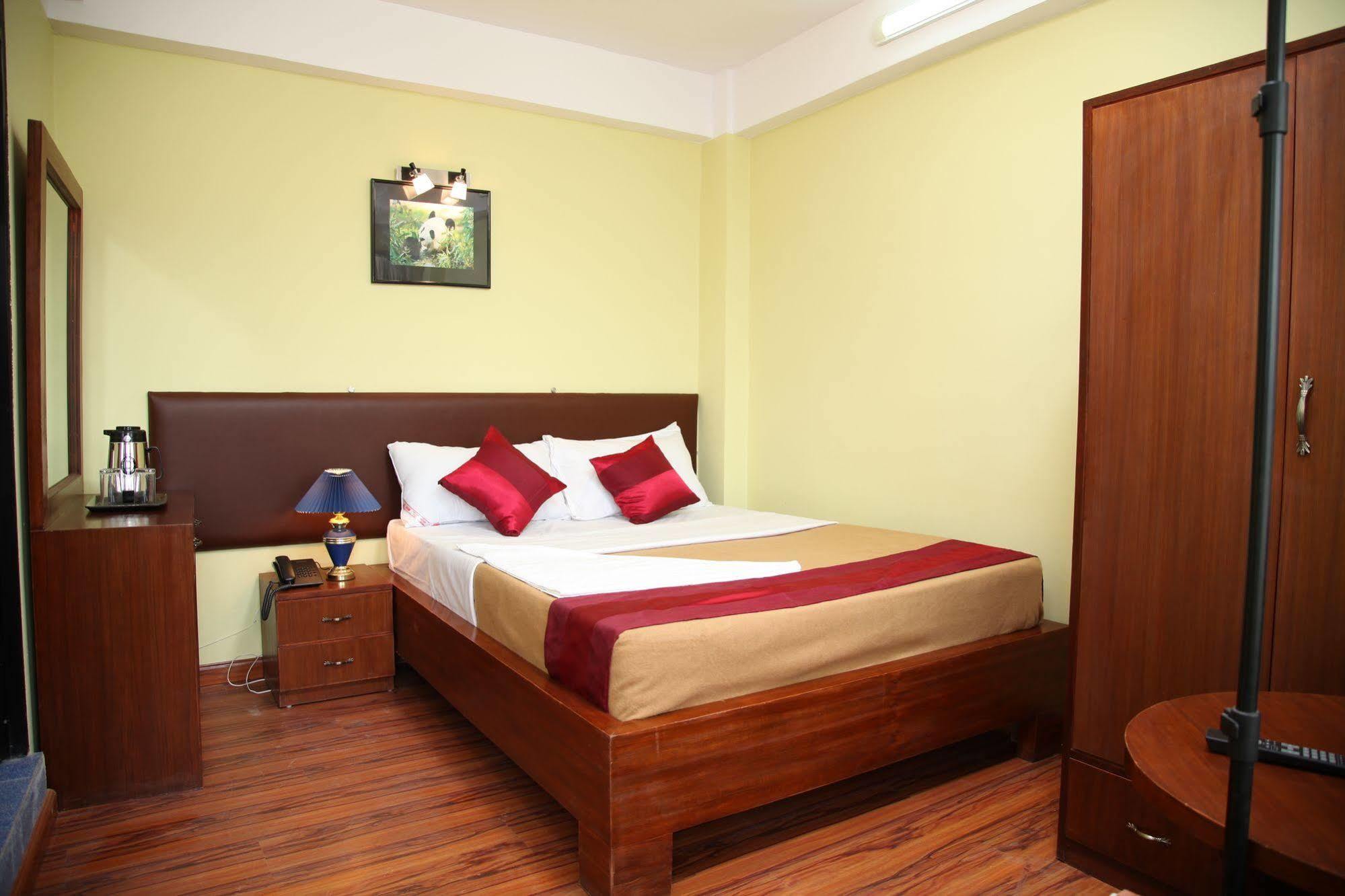 New Hotel Panda Kathmandu Exterior foto